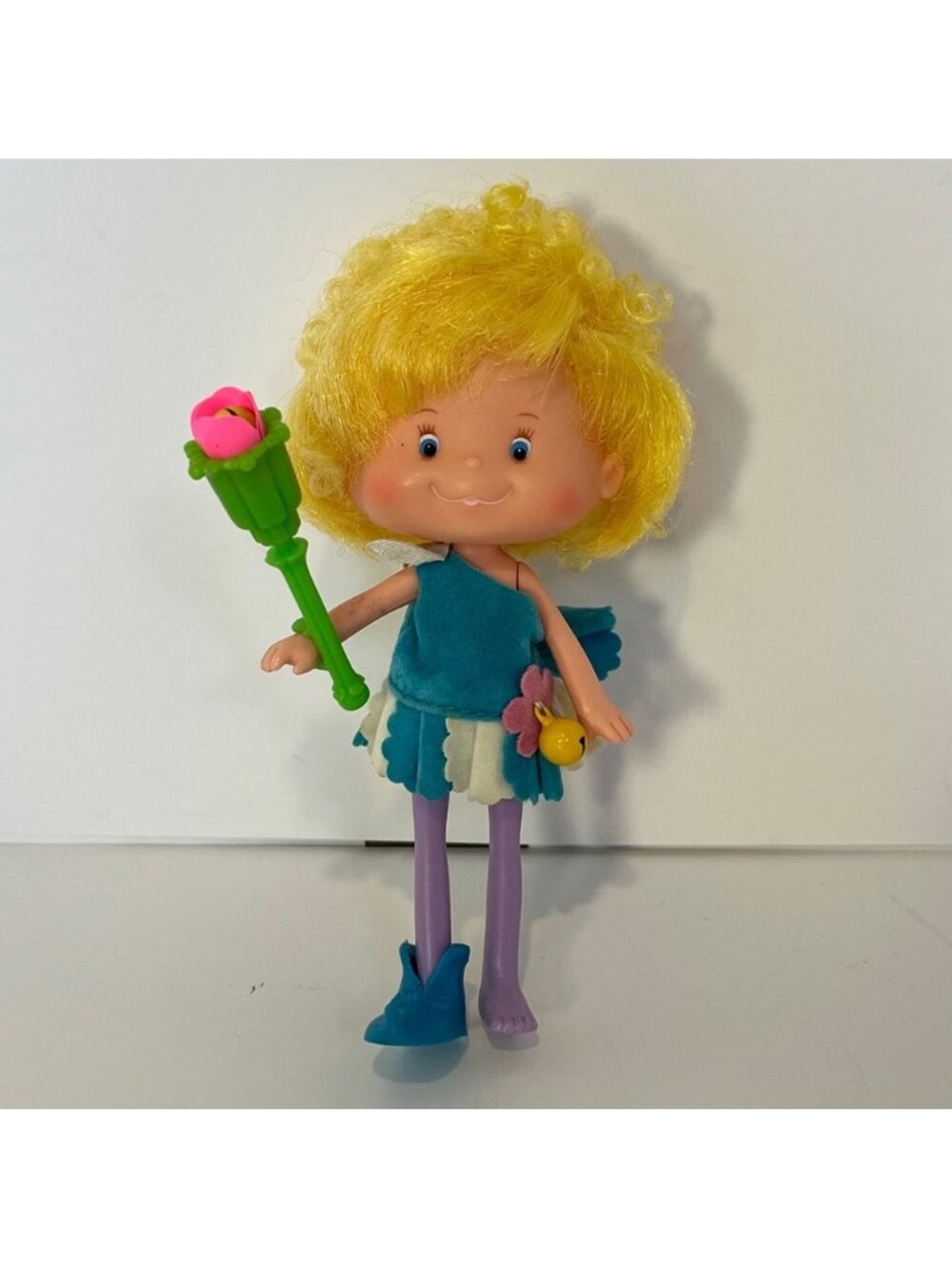 Vintage Herself the Elf Wand Missing Shoe 1982 Tinkling Bell Doll Strawberry